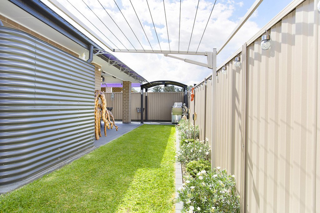 28 Tengala Drive JORDAN SPRINGS 13