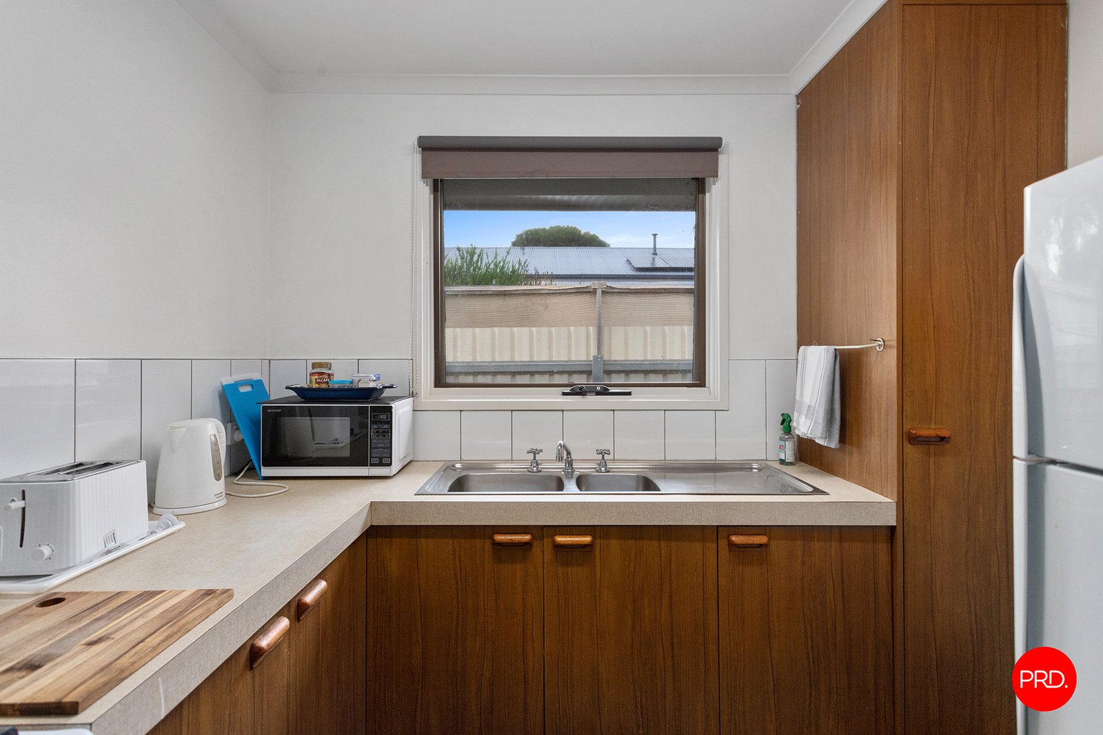 2/8 Tennyson Street QUARRY HILL 9