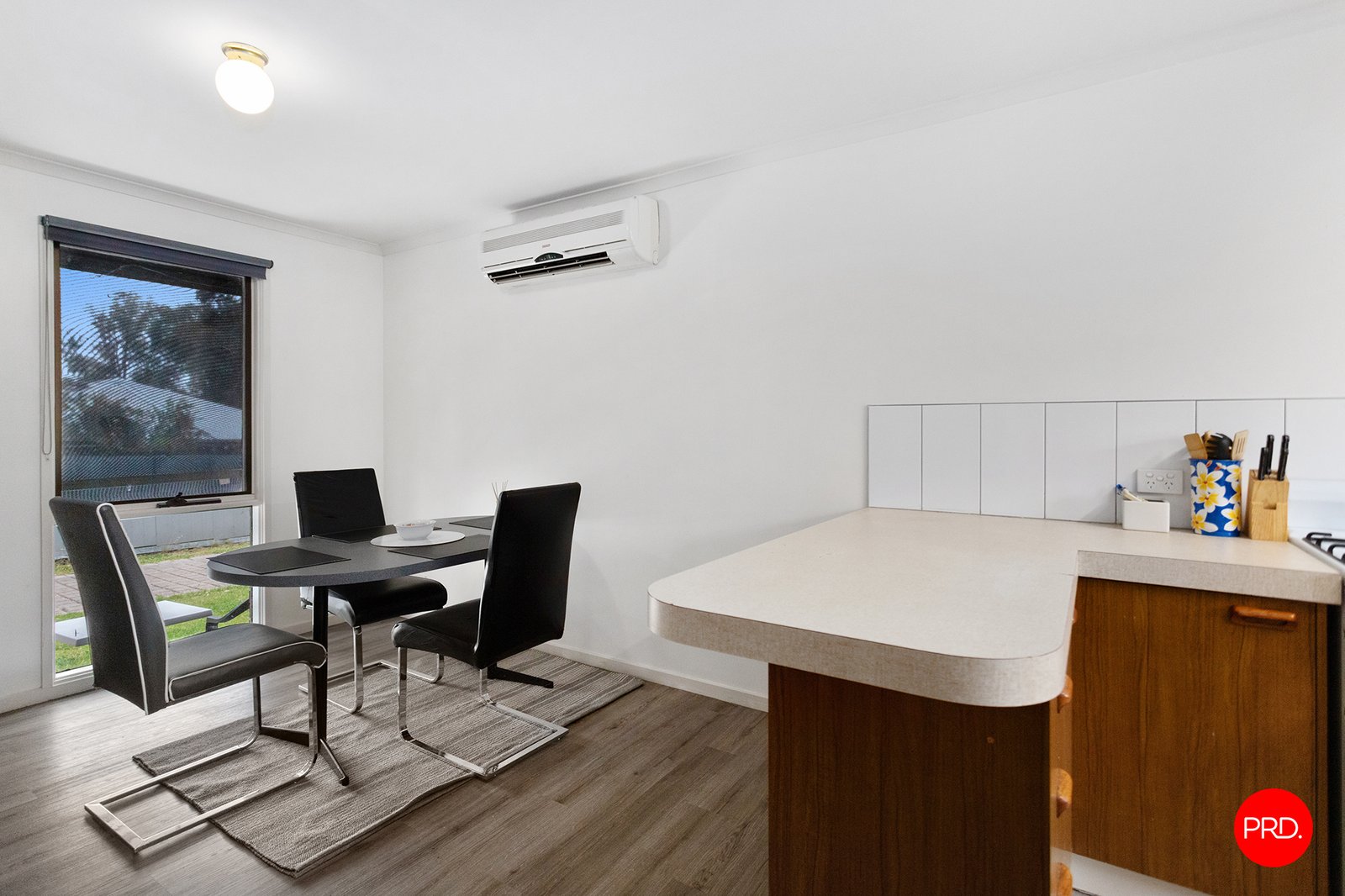 2/8 Tennyson Street QUARRY HILL 10