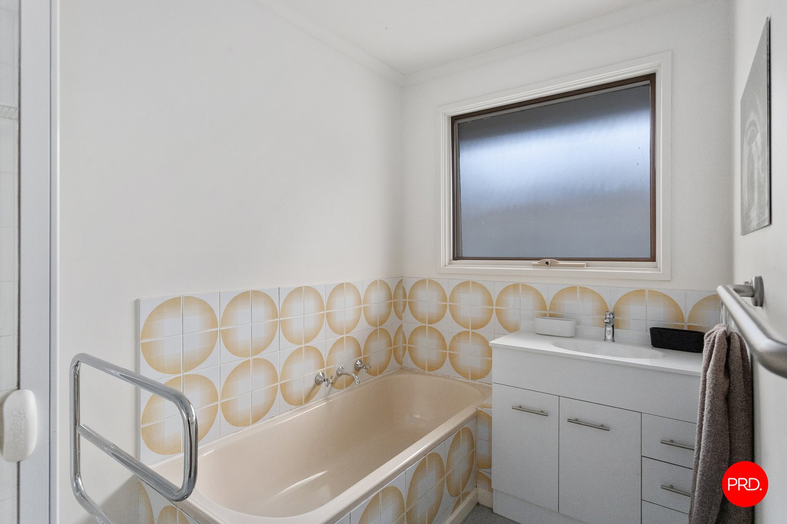 2/8 Tennyson Street QUARRY HILL 13