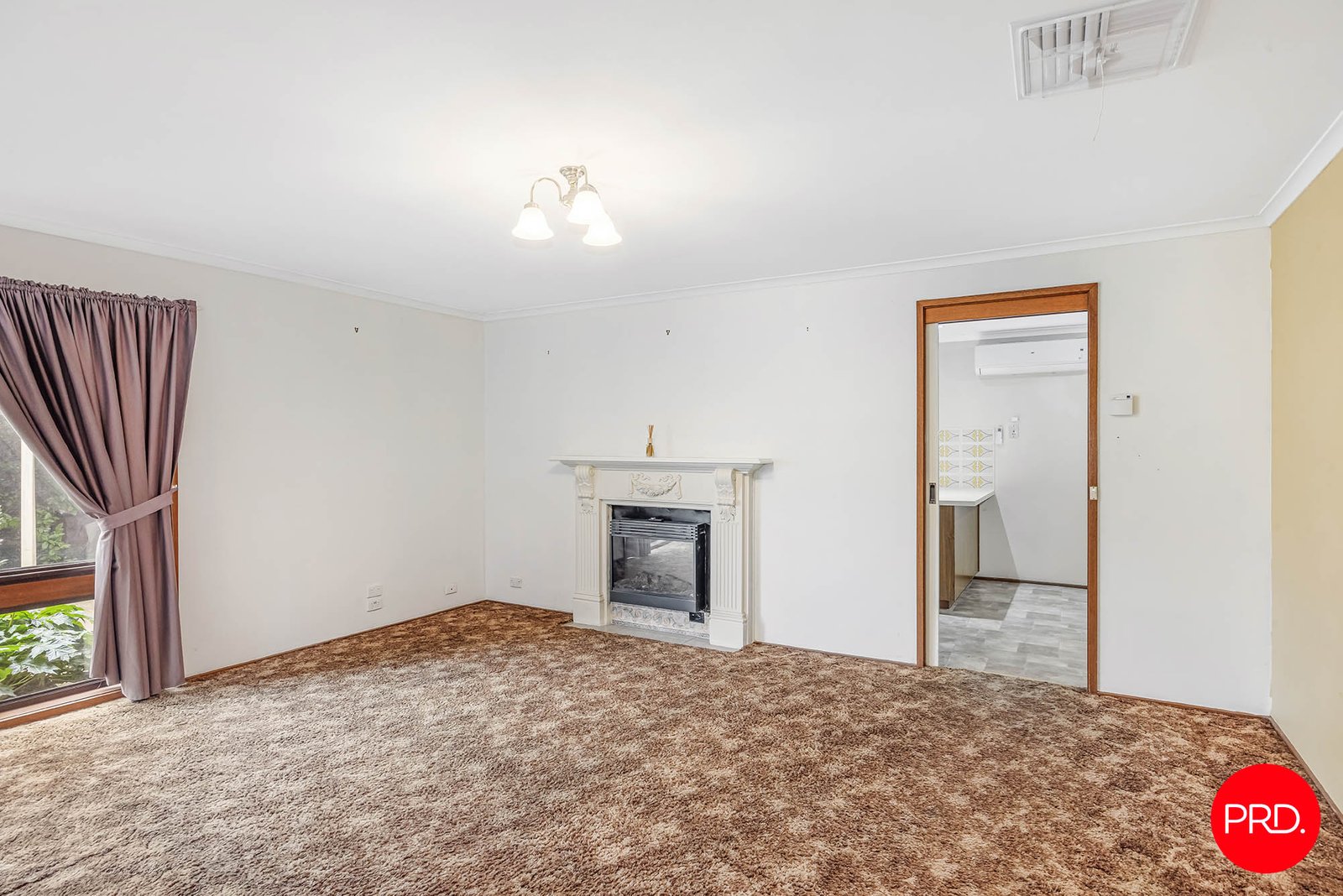 28 Thomas St  KANGAROO FLAT 5