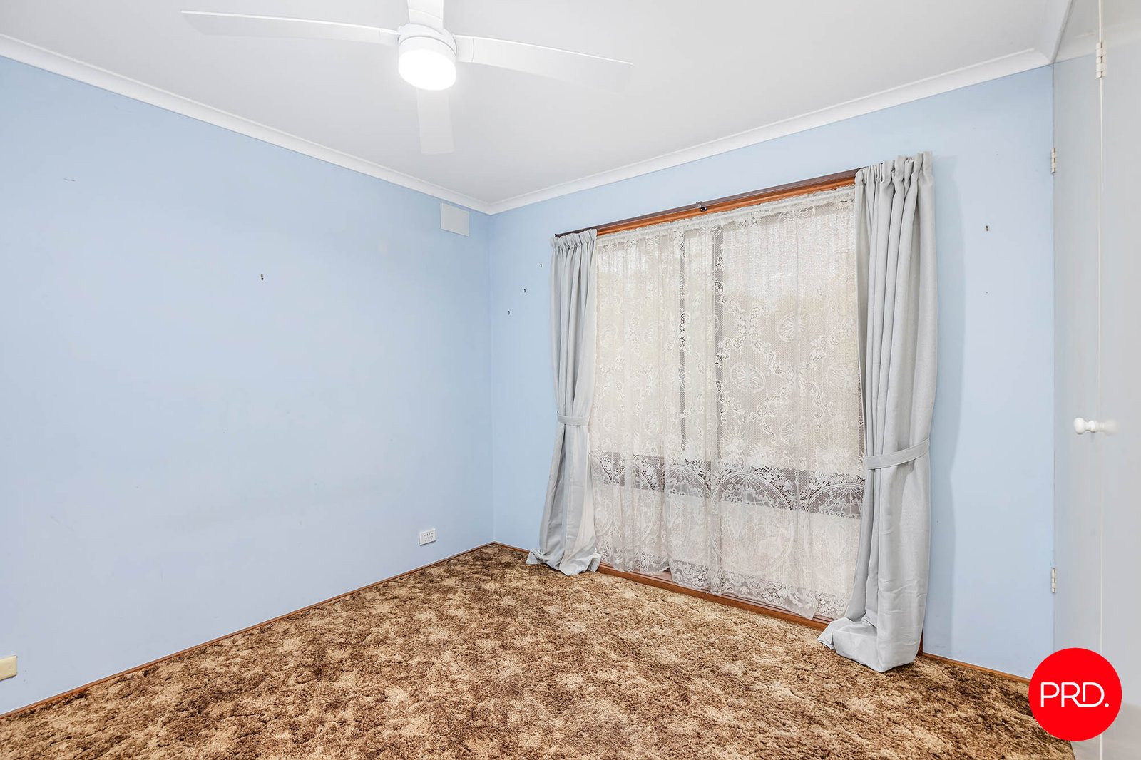 28 Thomas St  KANGAROO FLAT 8