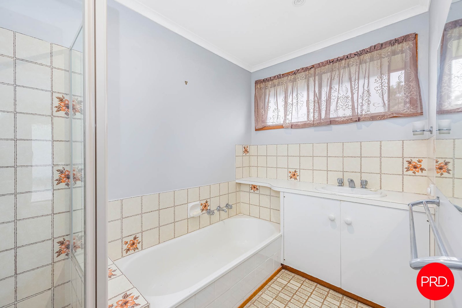 28 Thomas St  KANGAROO FLAT 9