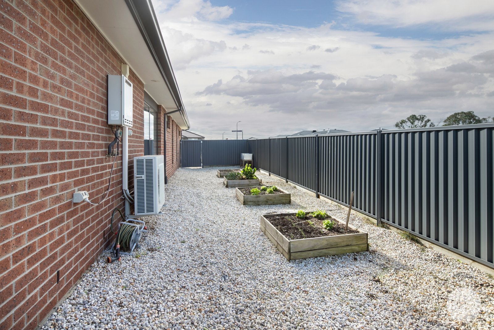 28 Tipperary Street ALFREDTON 16