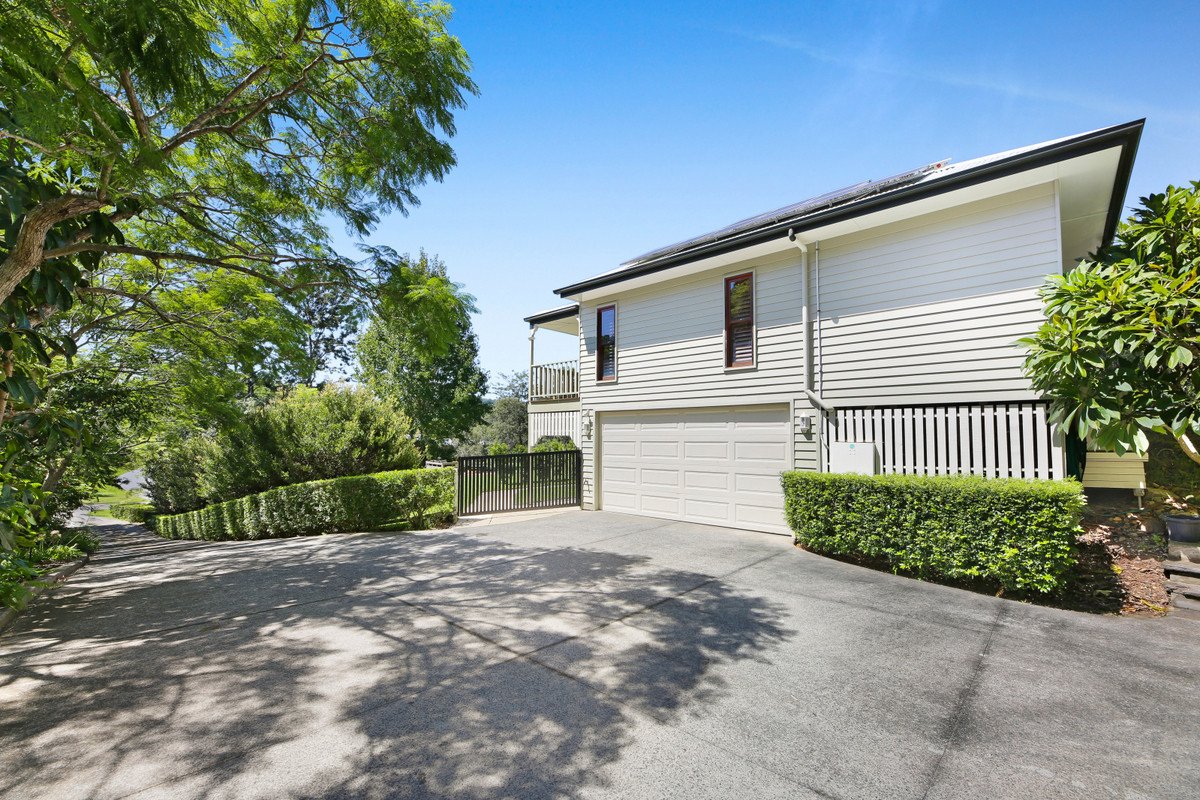 28 Tobin Way Tallebudgera 14