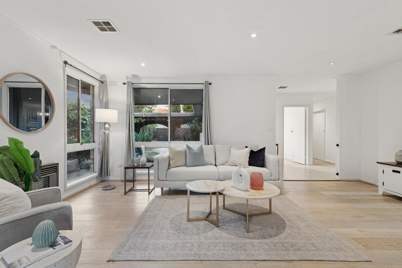 Gallery: 28 Toorak Drive