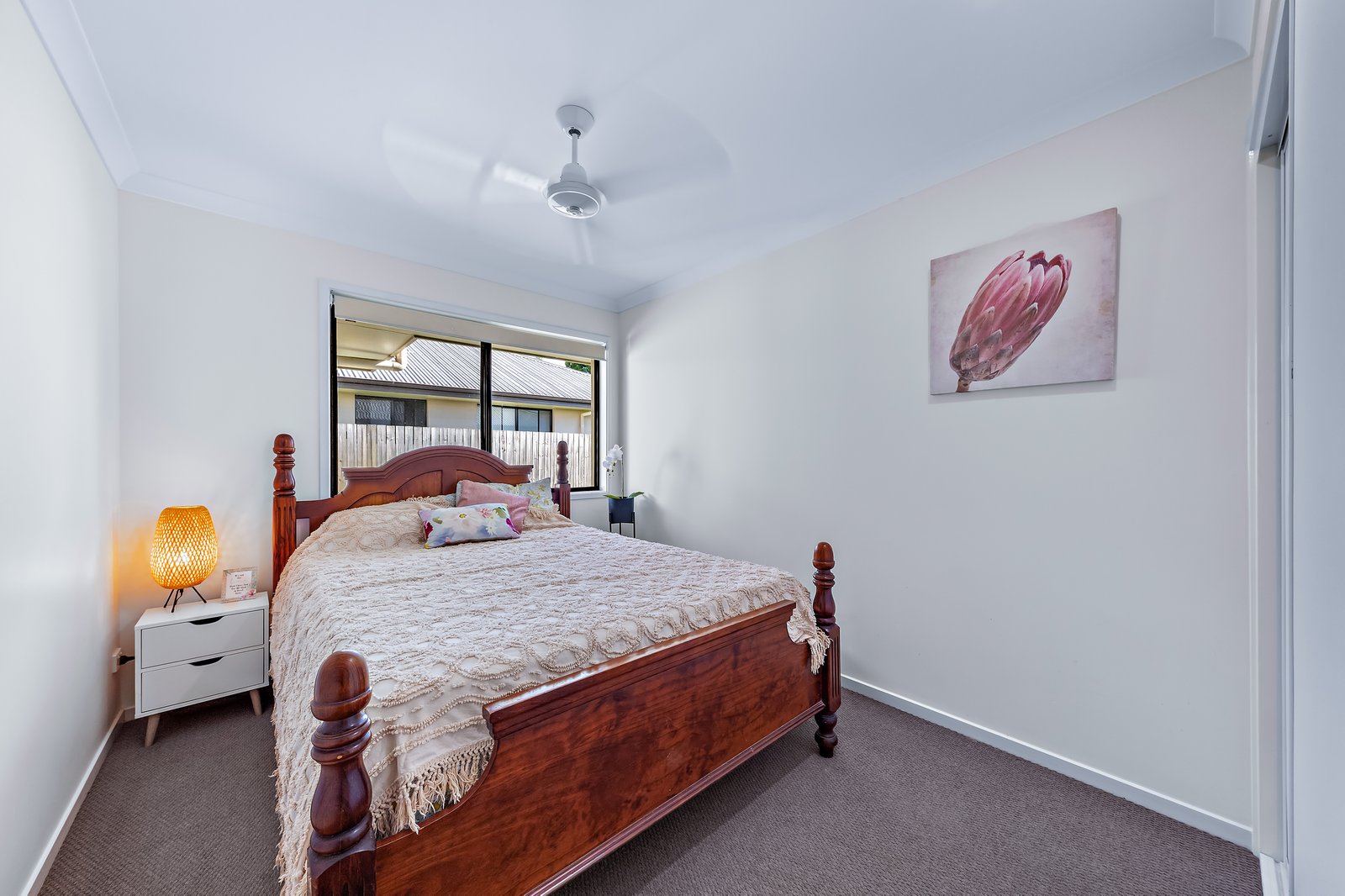 28 Trader Crescent CANNONVALE 9