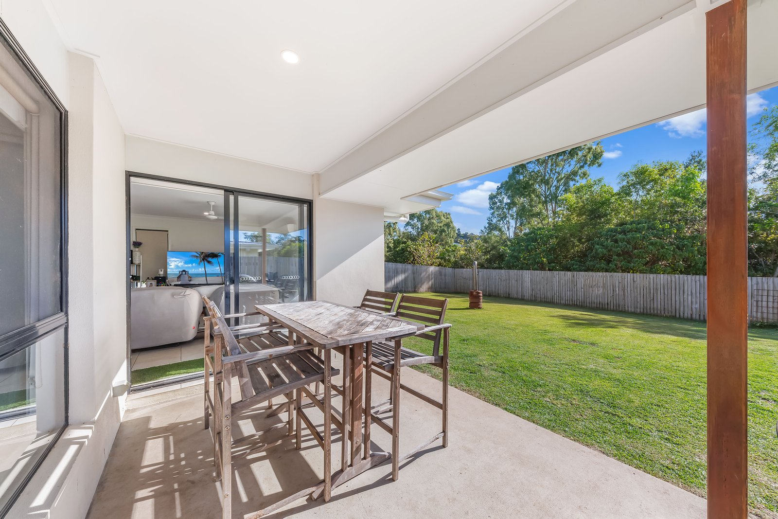 28 Trader Crescent CANNONVALE 10