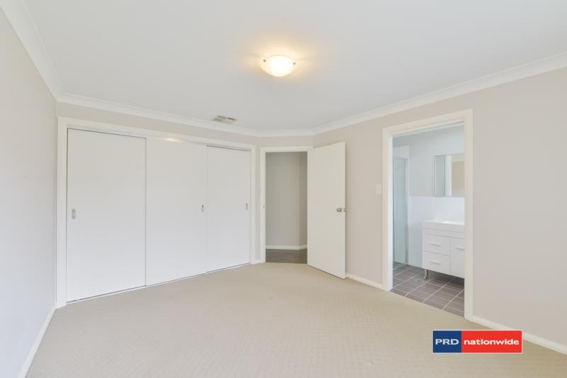 28 Tulipwood Crescent TAMWORTH 3