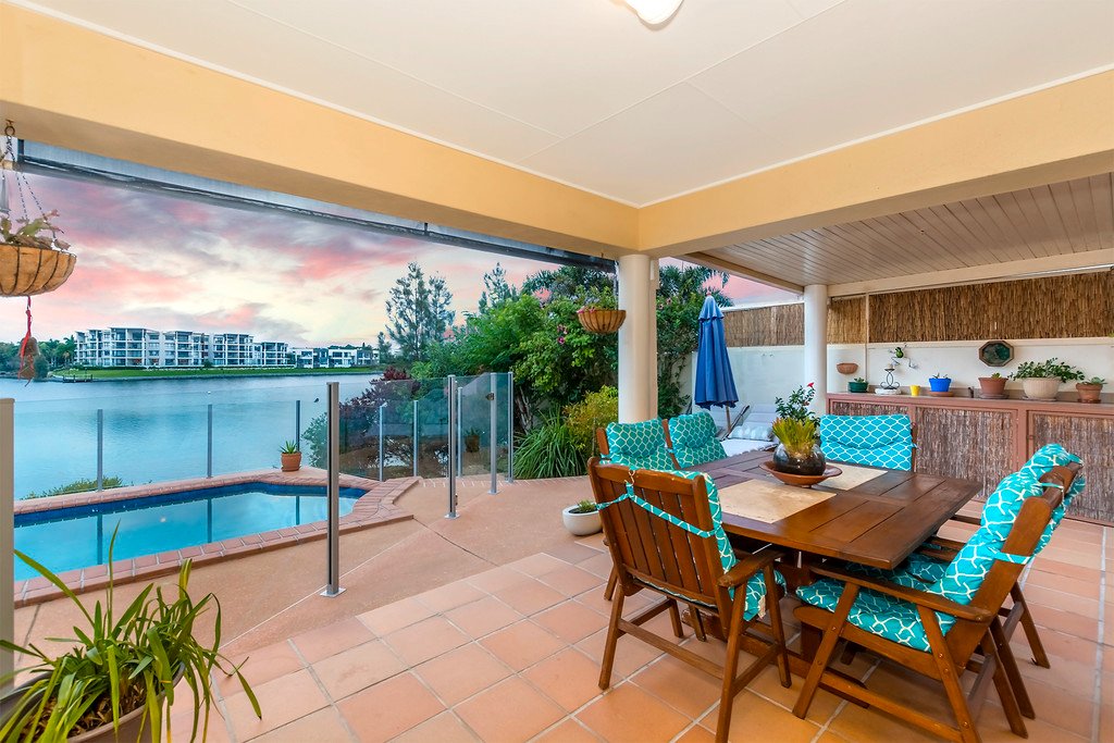 28 Vanderbilt Court VARSITY LAKES 9