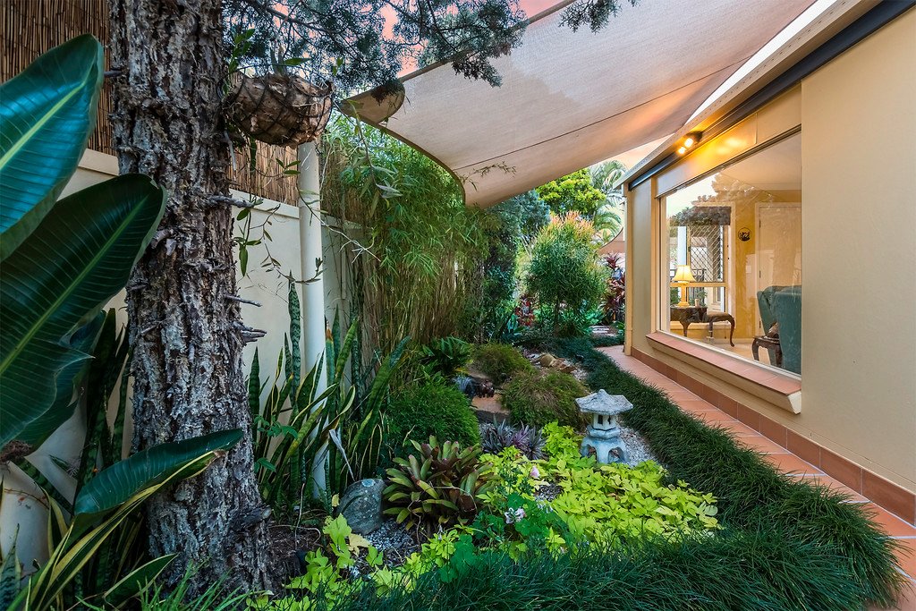 28 Vanderbilt Court VARSITY LAKES 17