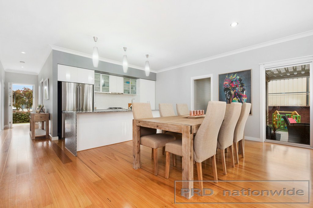 2/8 Vine st  BRANXTON 3