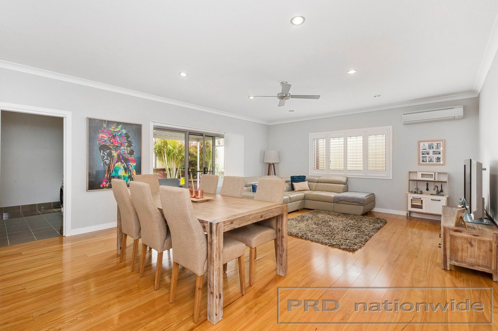 2/8 Vine st  BRANXTON 4