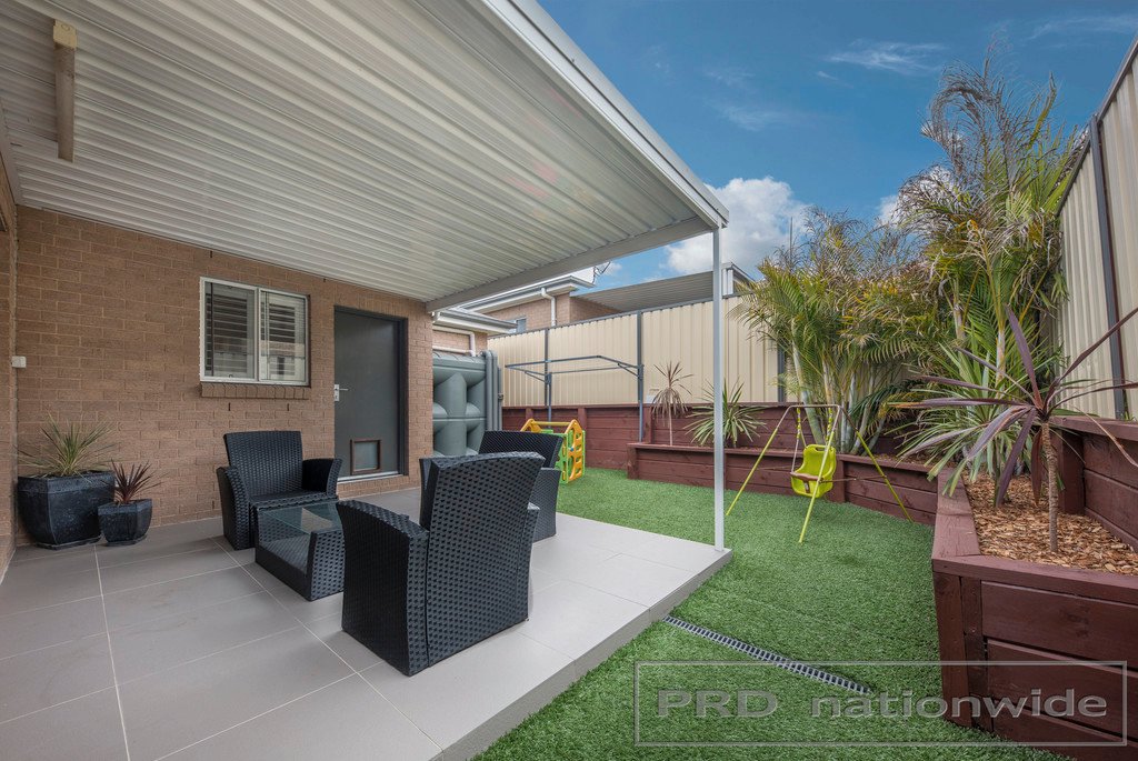 2/8 Vine st  BRANXTON 6
