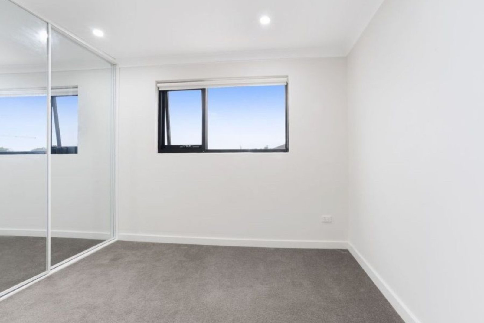 28 Wackett Street MAROUBRA 7