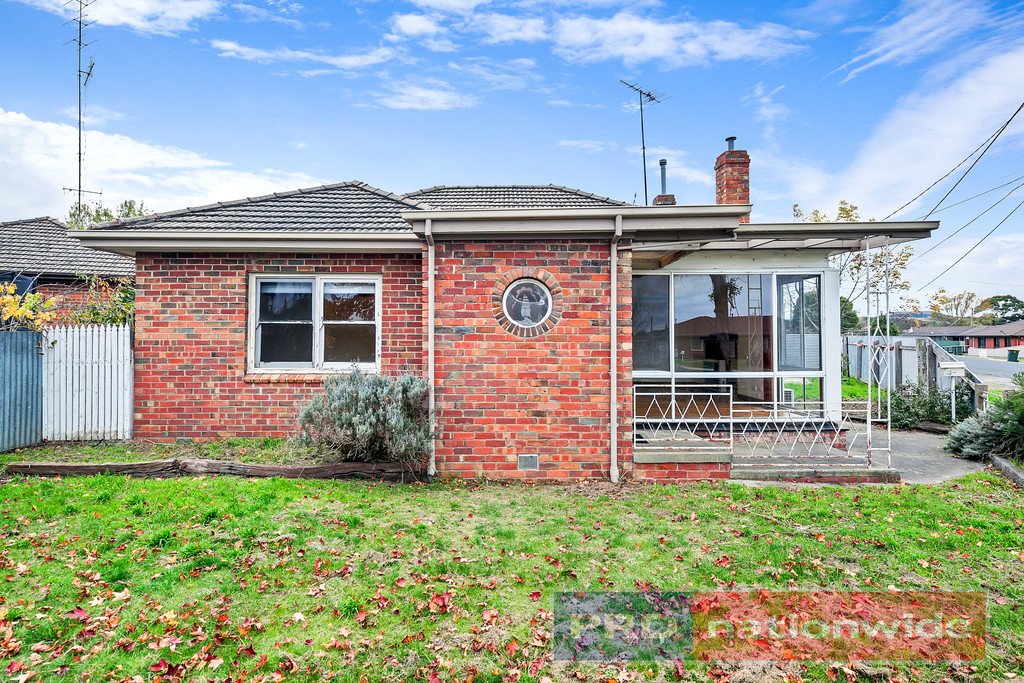 28 Wall Street SEBASTOPOL 1