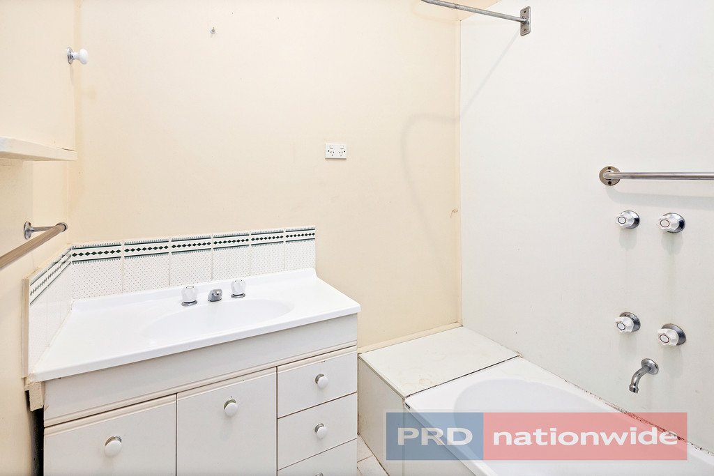 28 Wall Street SEBASTOPOL 6