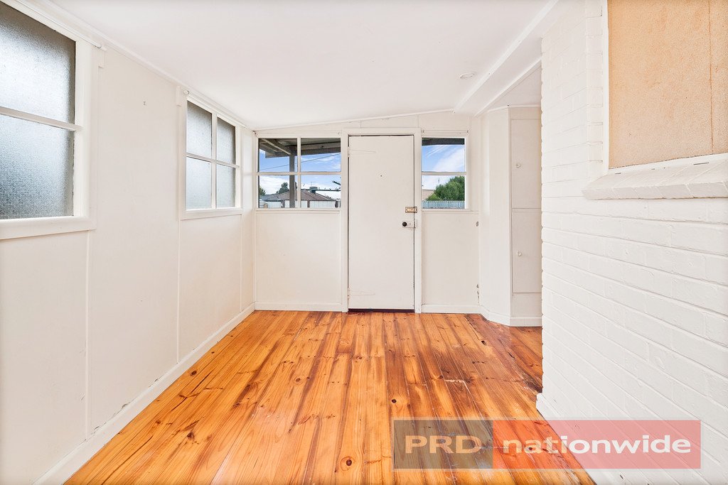 28 Wall Street SEBASTOPOL 7