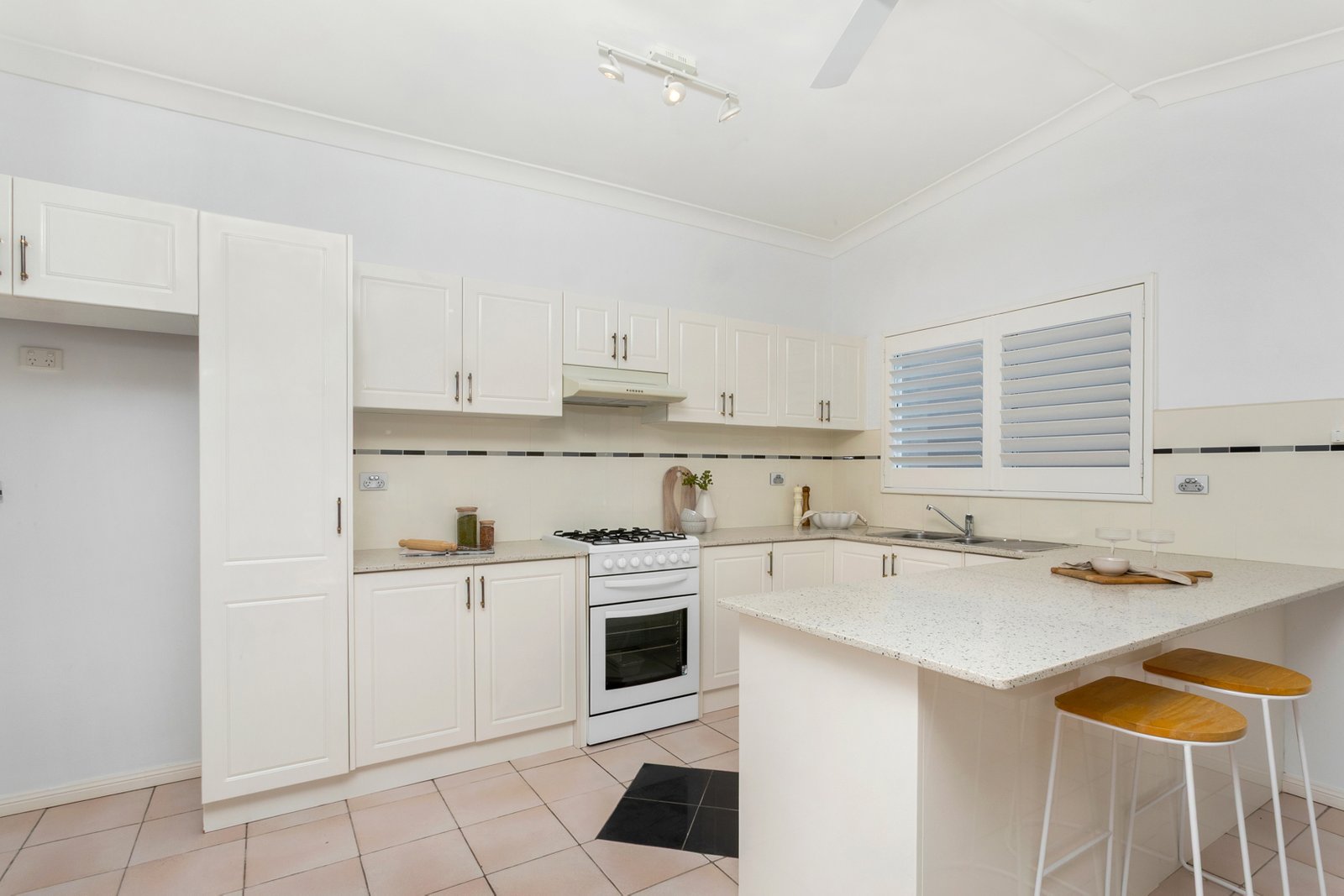 2/8 Wallawa Road NELSON BAY 7