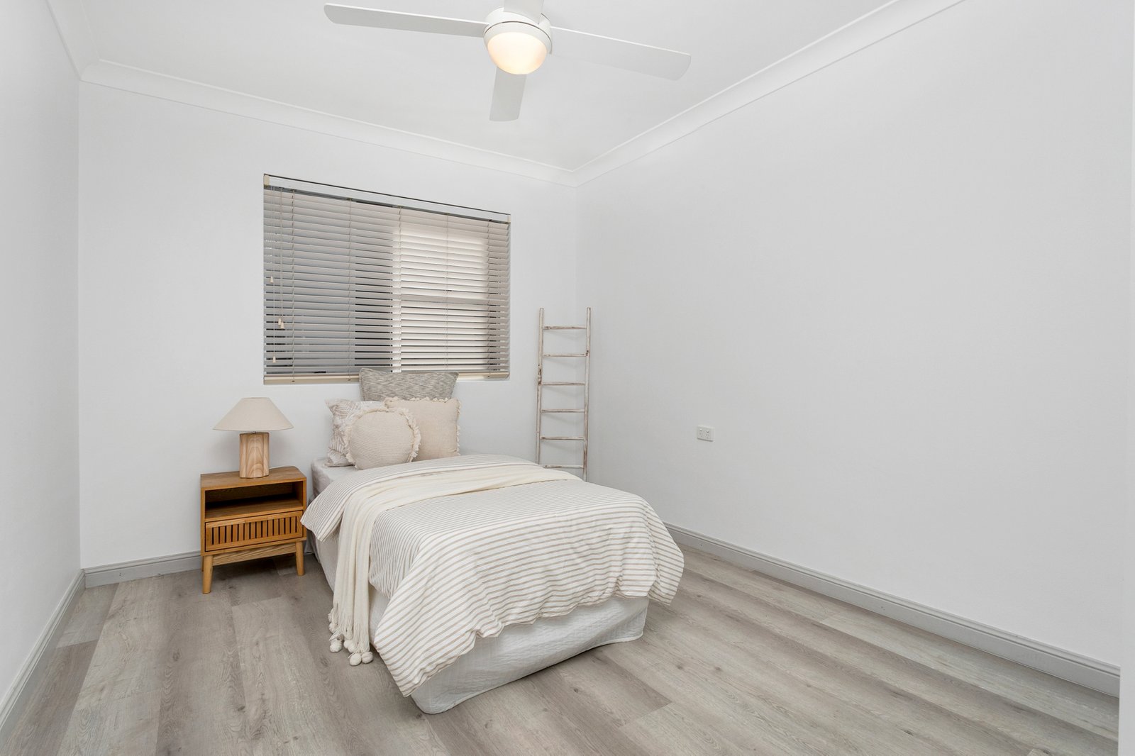 2/8 Wallawa Road NELSON BAY 19