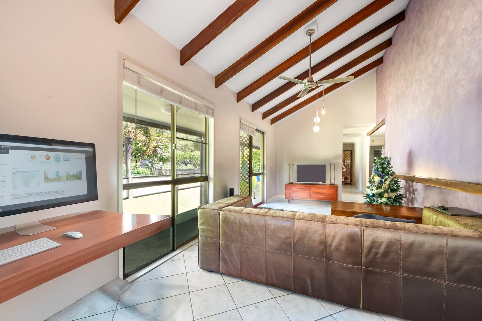 28 Wambiri Street CANNONVALE 4