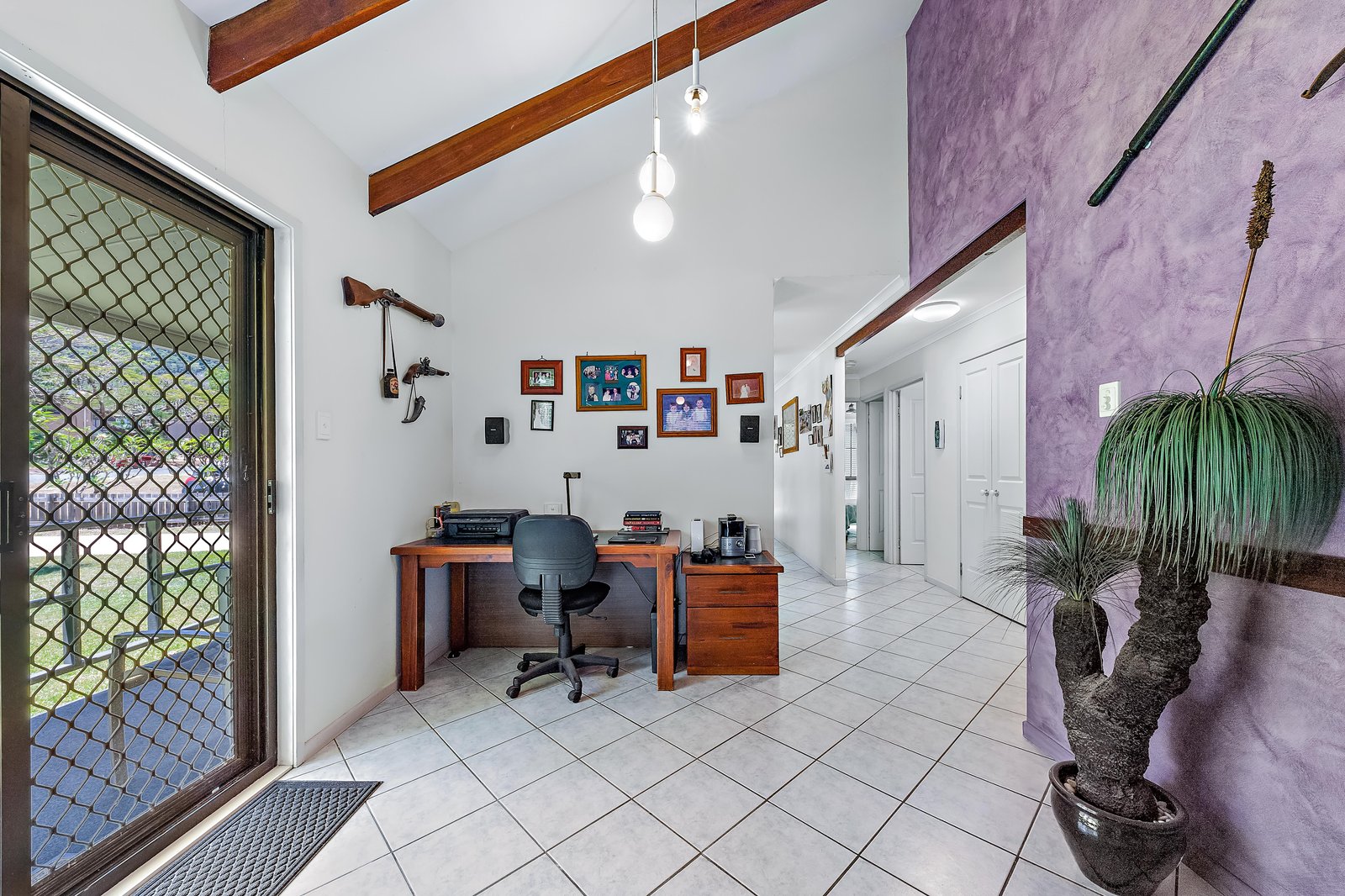 28 Wambiri Street CANNONVALE 8