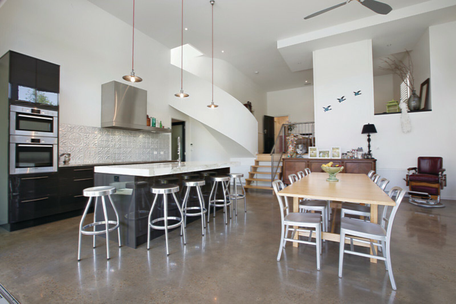 28 Warburton Road, Canterbury, 3126