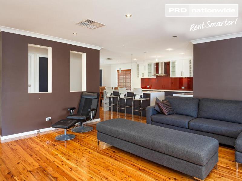 28 Warrawong Street KOORINGAL 8