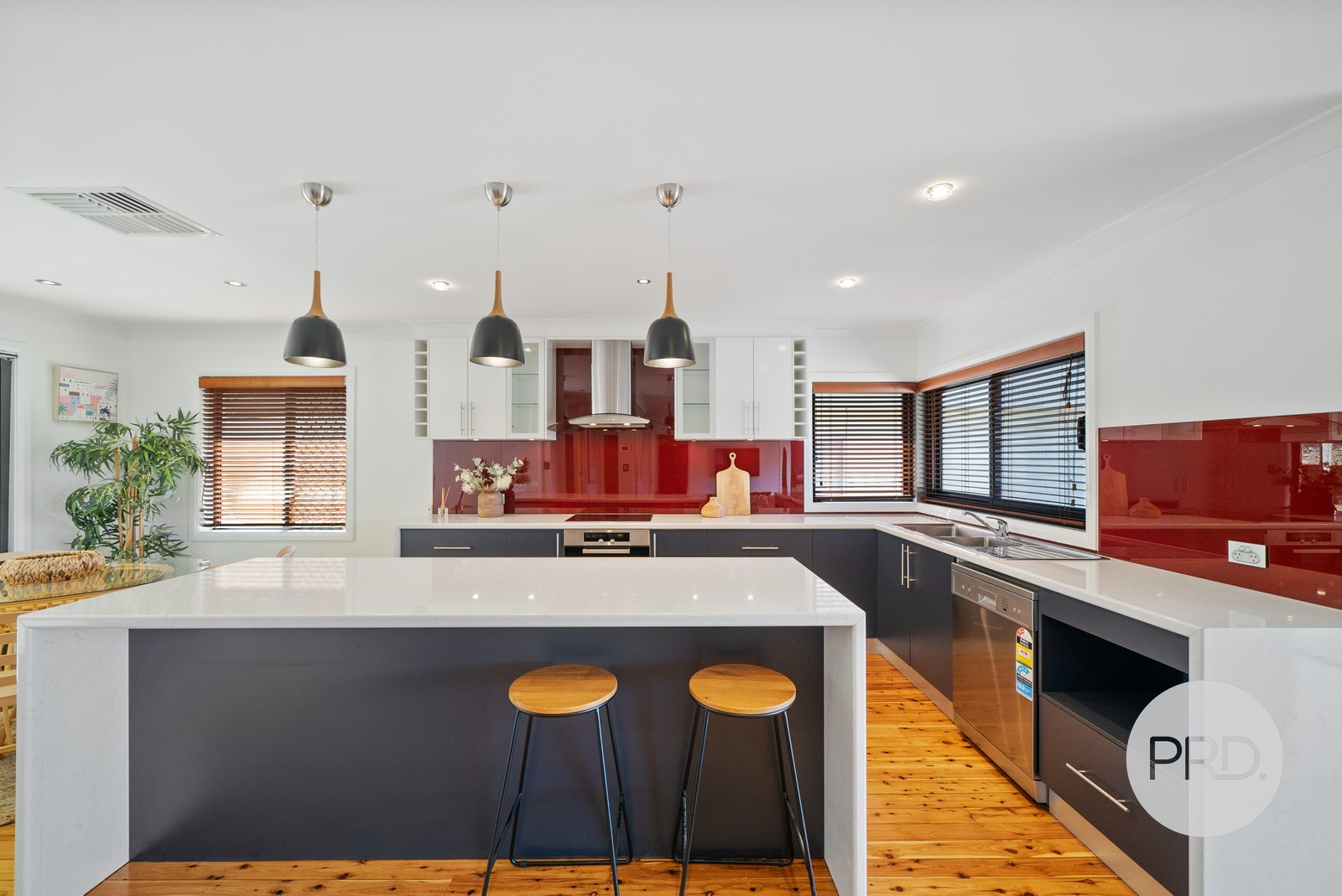 28 Warrawong Street KOORINGAL 3