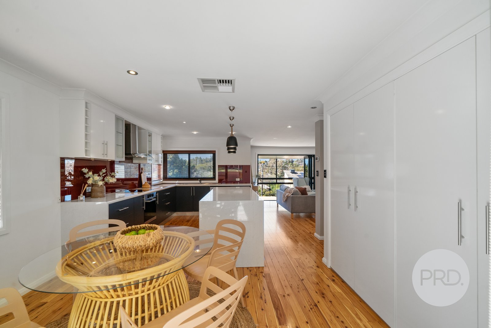 28 Warrawong Street KOORINGAL 4