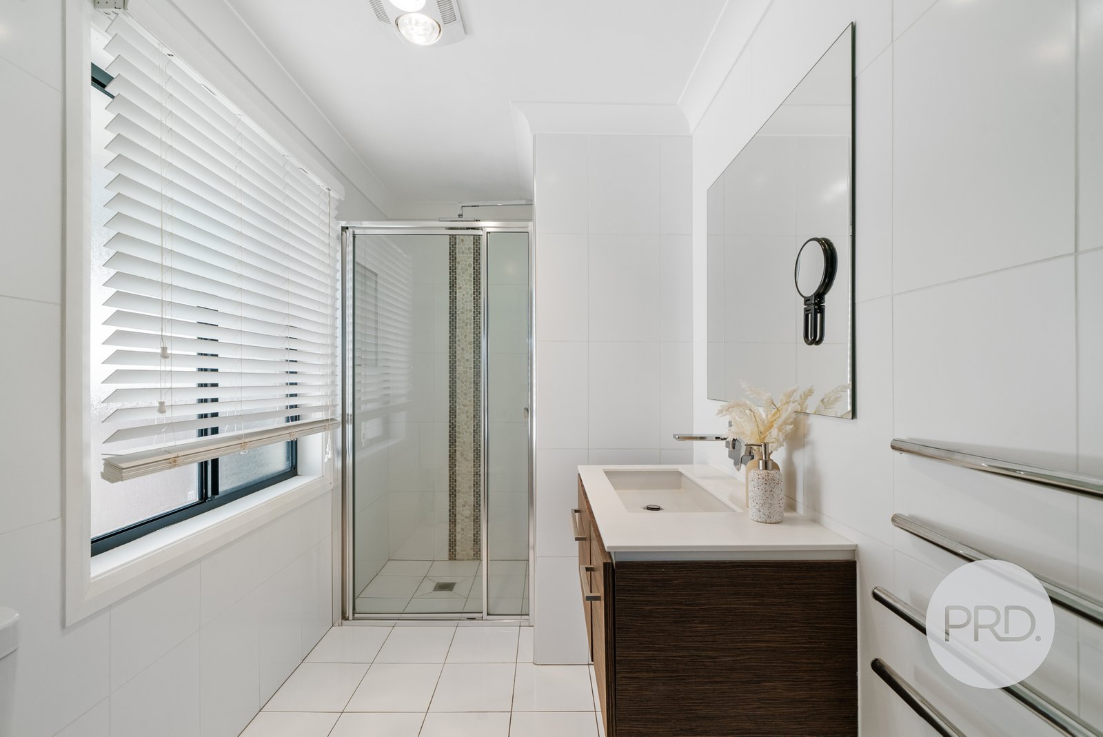 28 Warrawong Street KOORINGAL 9