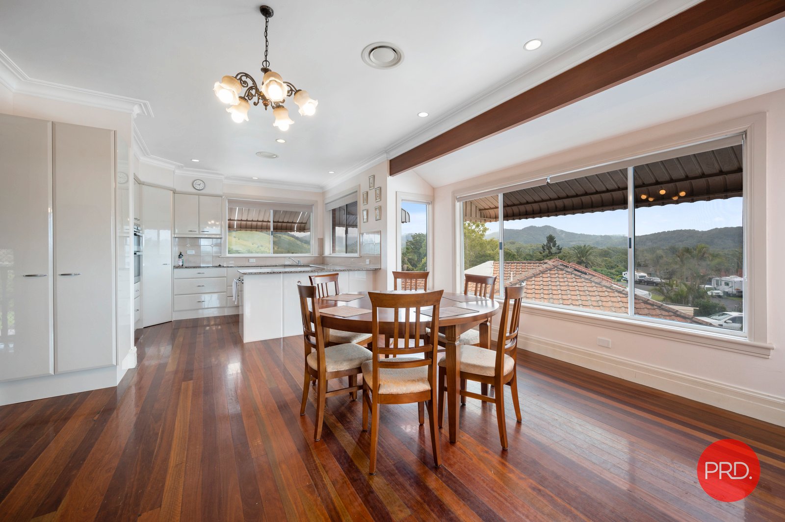 28 Wedgetail Crescent BOAMBEE EAST 8