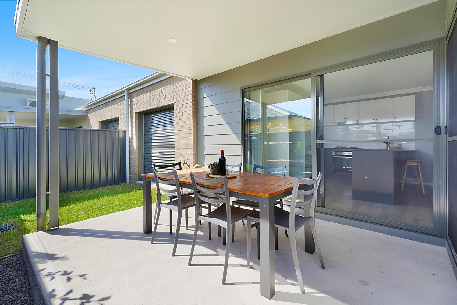 2/8 Western Avenue TARRO 13