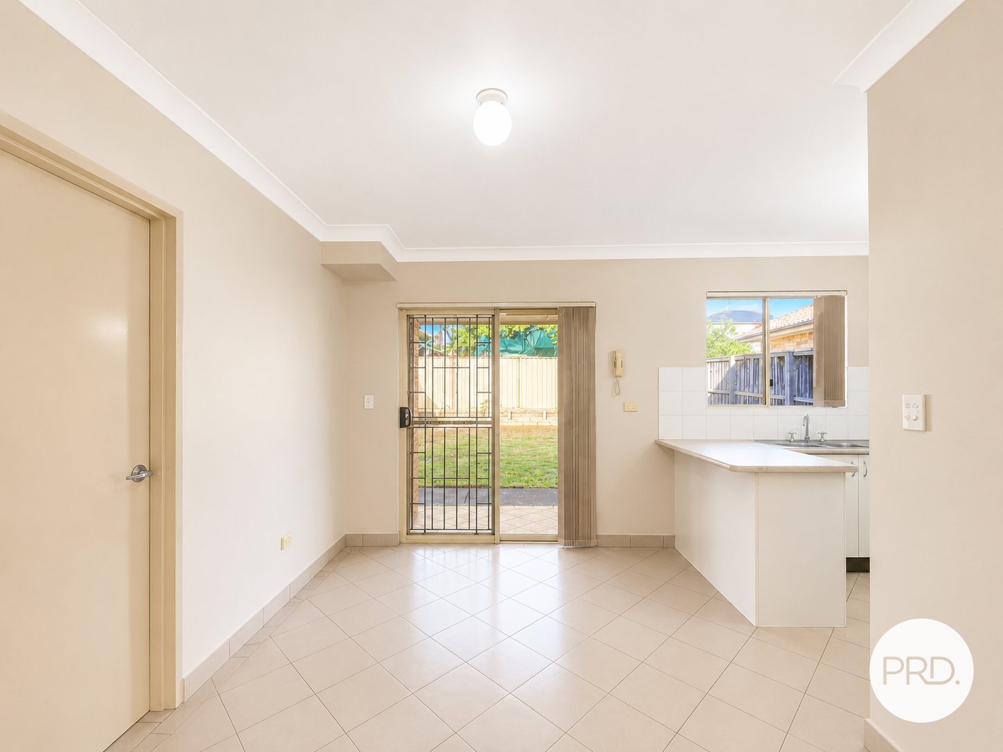 2/8 Willow Street CASULA 3