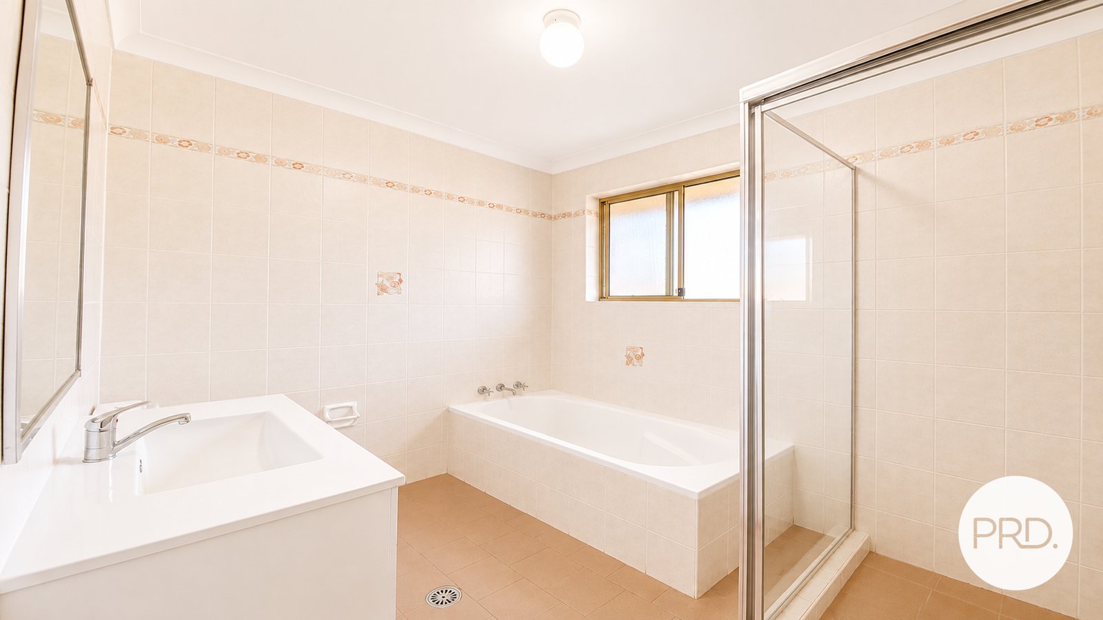 2/8 Willow Street CASULA 9