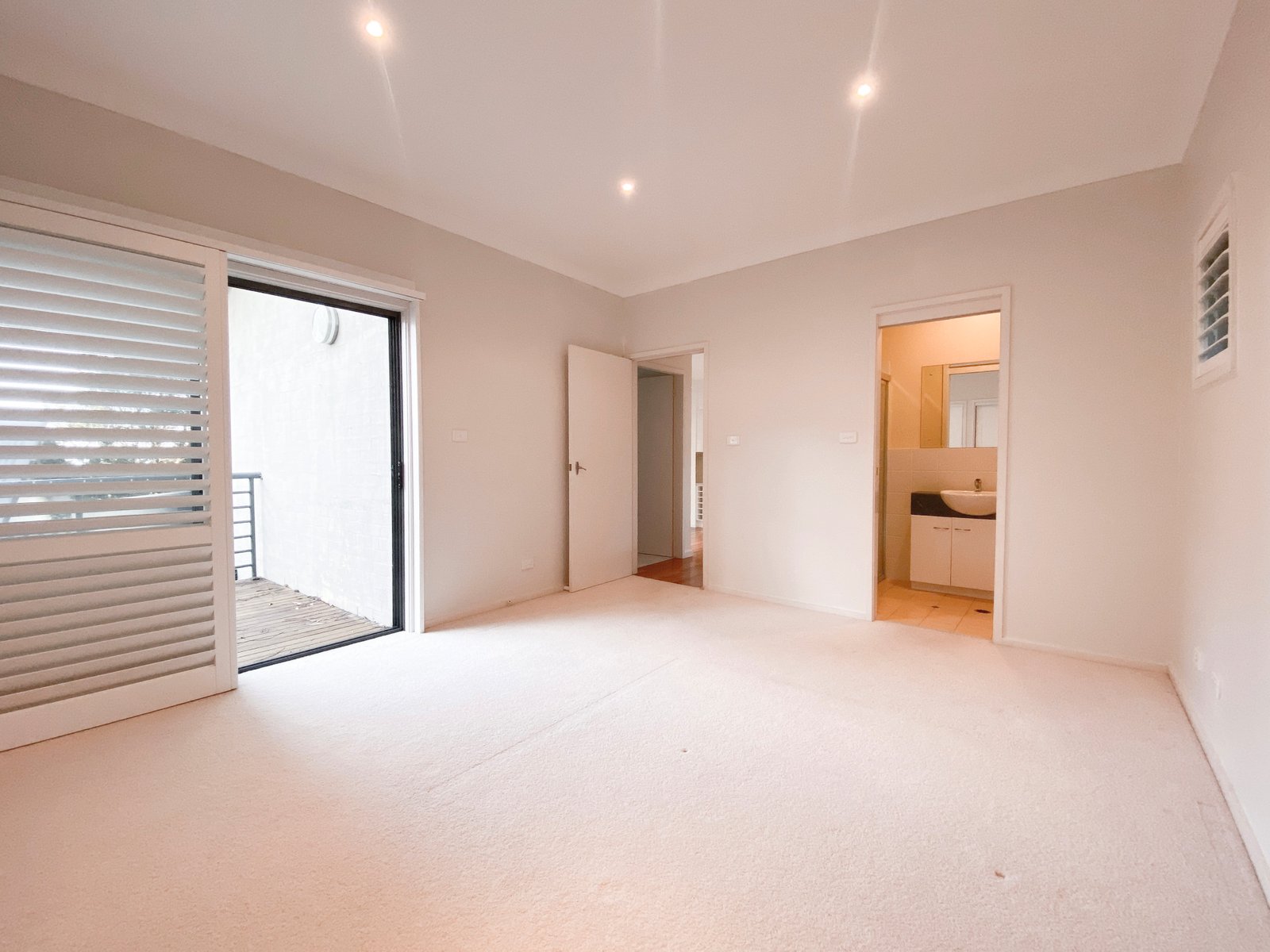 28 Wollomi Avenue NELSON BAY 14