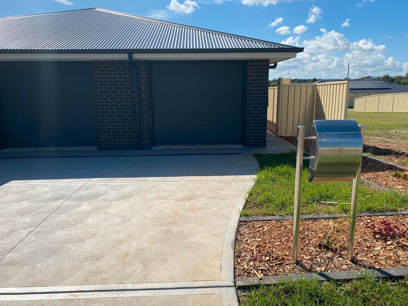 2/8 Wyla Street Bellbird 2