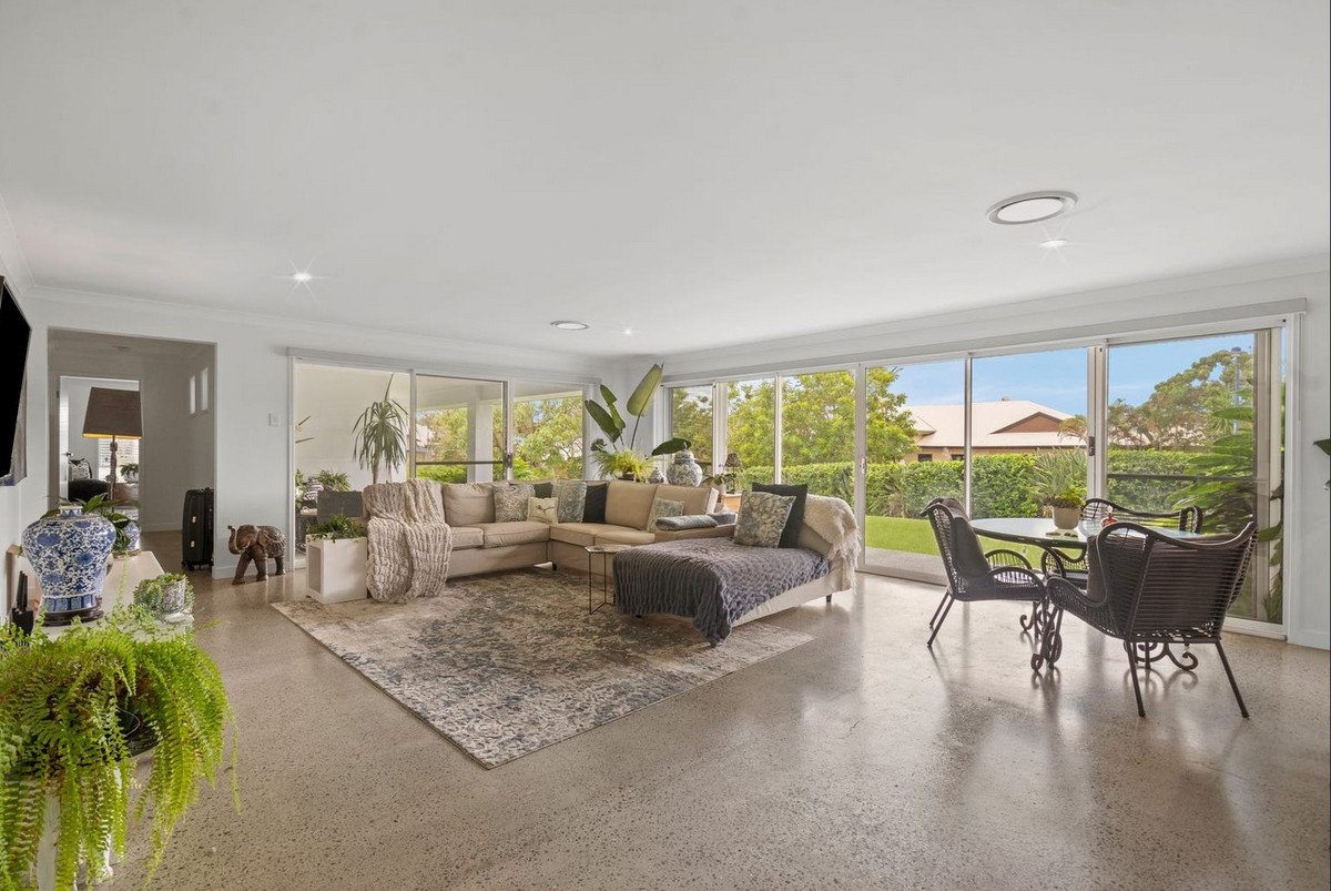 28 Zeus Circuit Coomera Waters 5