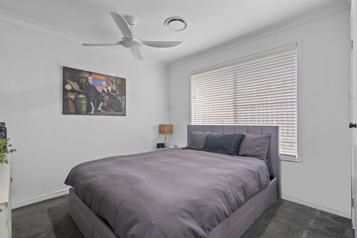 28 Zeus Circuit Coomera Waters 11