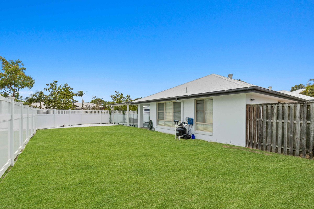 28 Zeus Circuit Coomera Waters 16