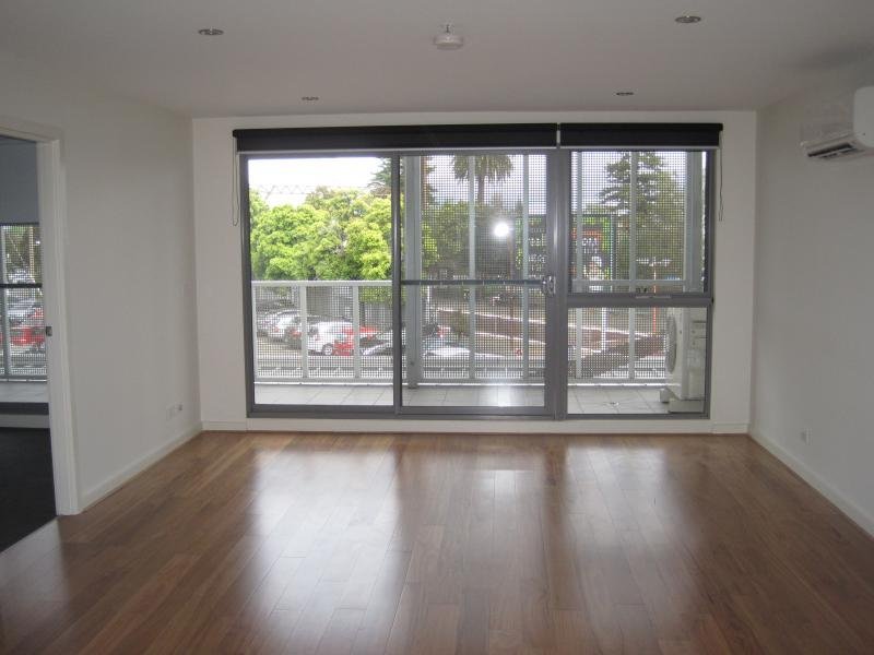 Gallery: 2/80 Balcombe Road