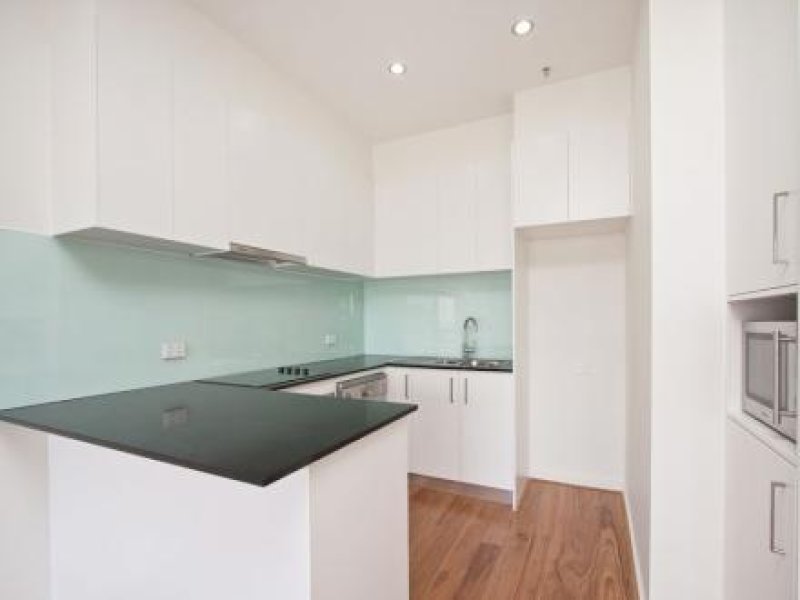 Gallery: 2/80 Balcombe Road