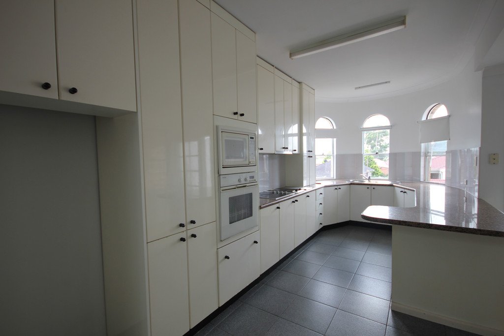 2/80 Gray Street KOGARAH 1