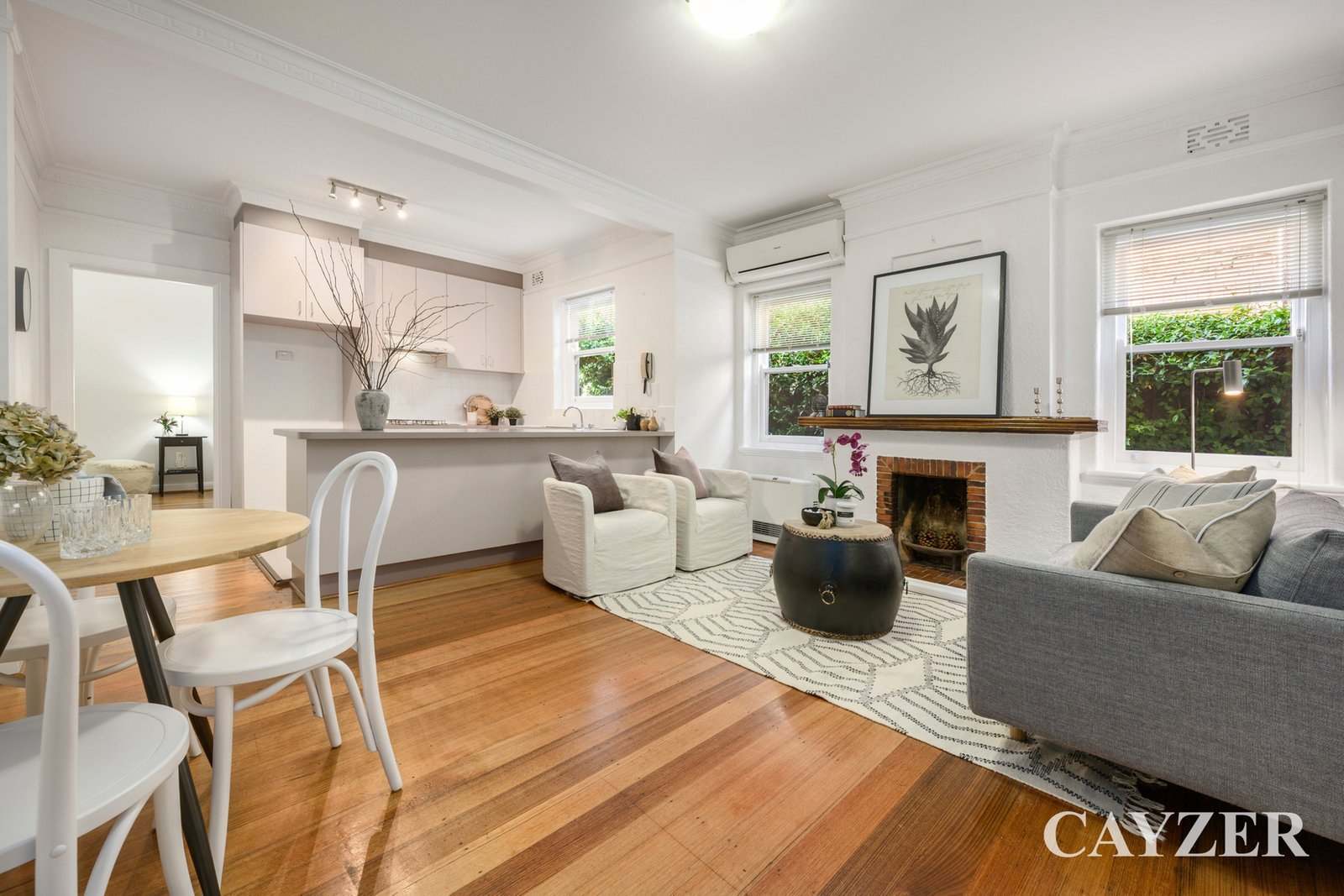 Gallery: 2/80 Kerferd Road