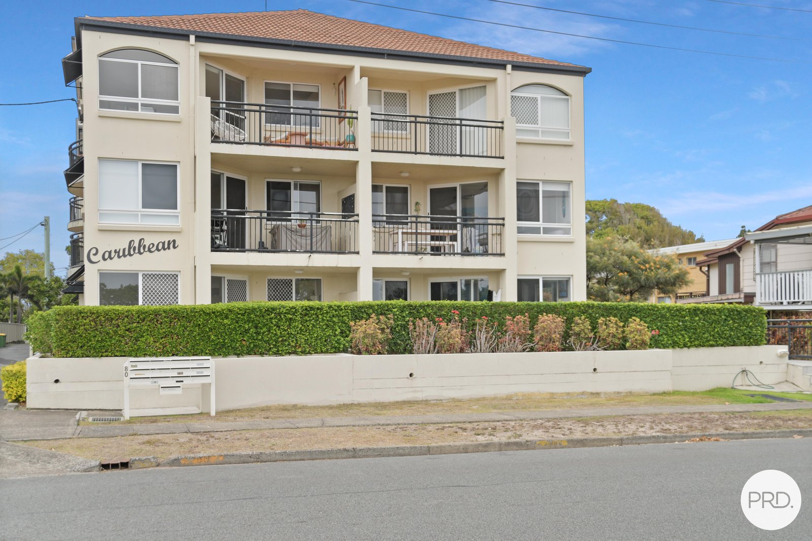 2/80 Pacific Parade BILINGA 9