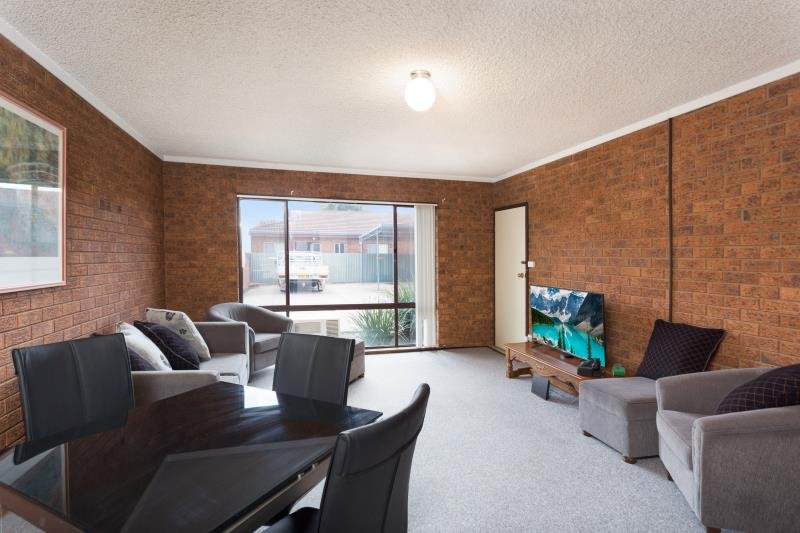 2/80 Travers Street WAGGA WAGGA 3