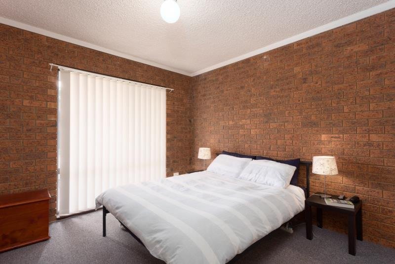 2/80 Travers Street WAGGA WAGGA 6