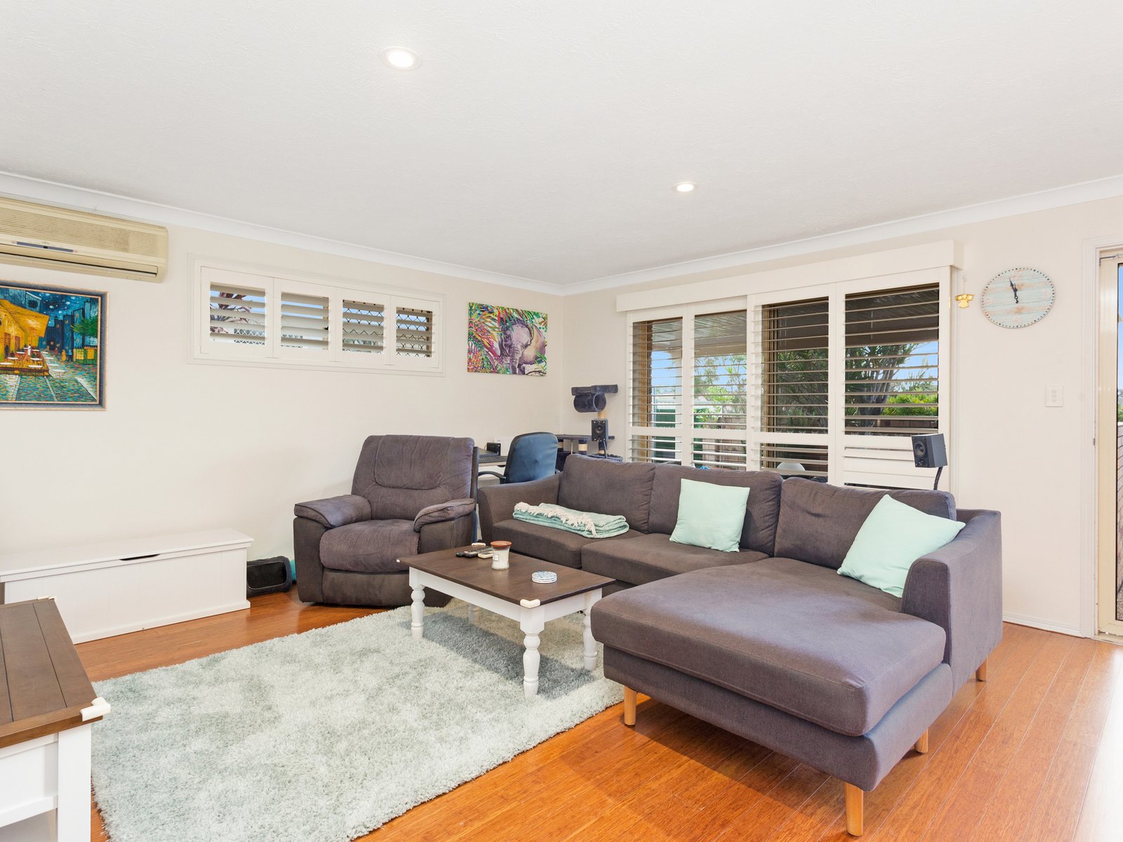 2/80 Treeview Drive BURLEIGH WATERS 3