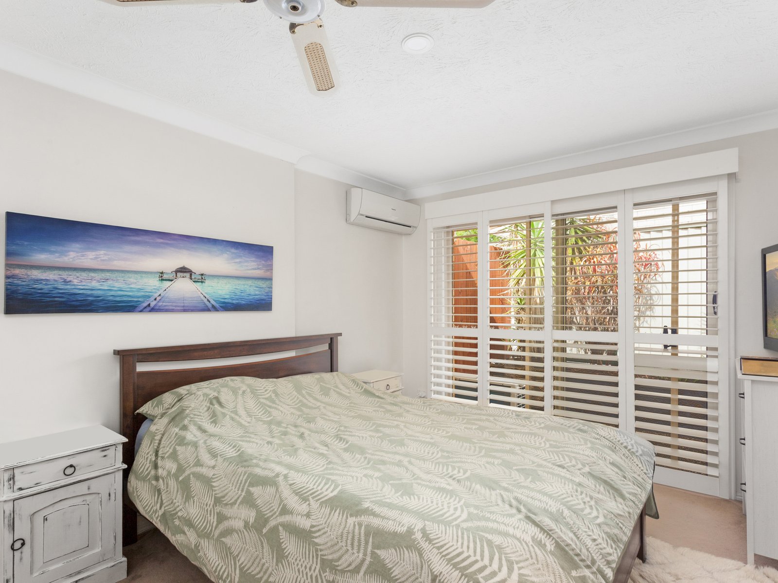 2/80 Treeview Drive BURLEIGH WATERS 6