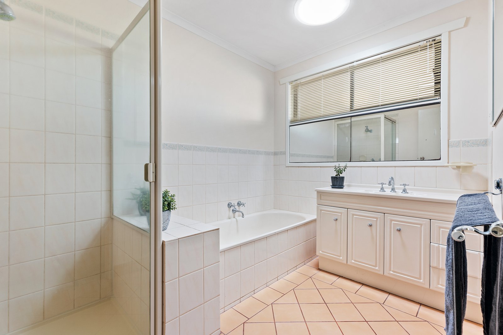 2800 Old Melbourne Road DUNNSTOWN 17